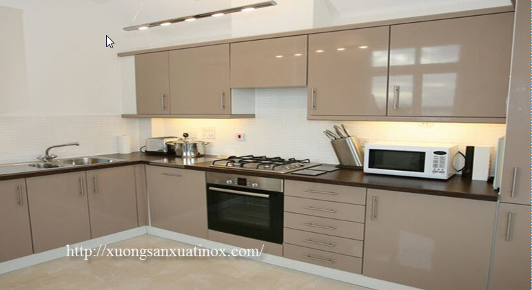 tủ bếp inox cao cấp phù hợp với không gian nhỏ hẹp