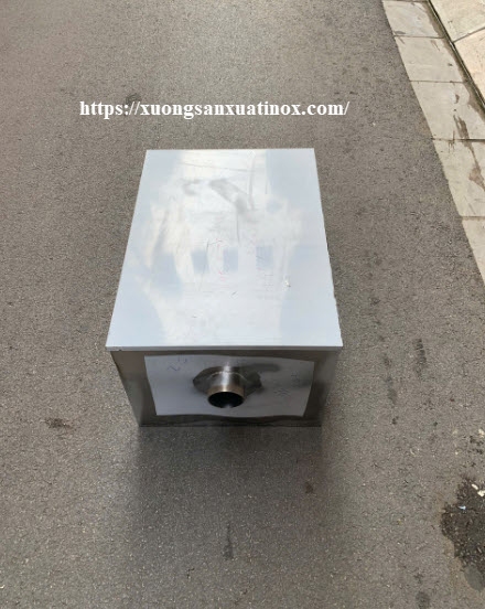 https://xuongsanxuatinox.com/2026-06-06_08-20-14