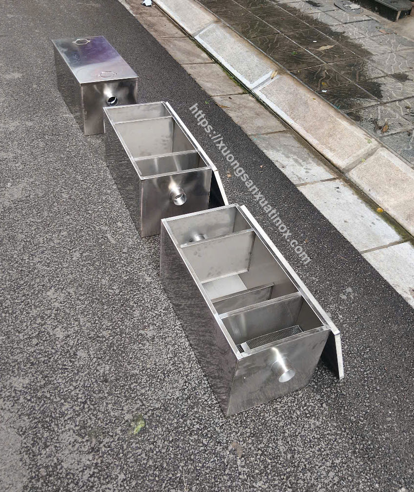 https://xuongsanxuatinox.com/Bể tách mỡ inox thông minh 3