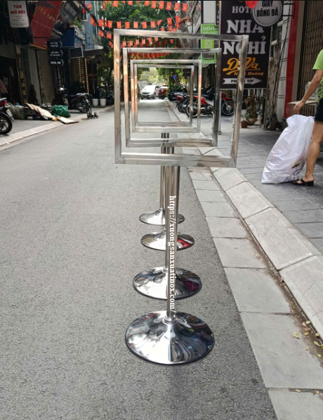Biển chỉ dẫn inox giá rẻ