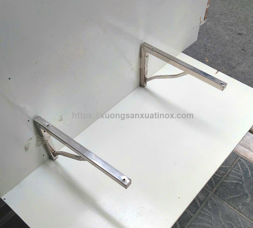 https://xuongsanxuatinox.com/Chân chậu rửa mặt inox 5