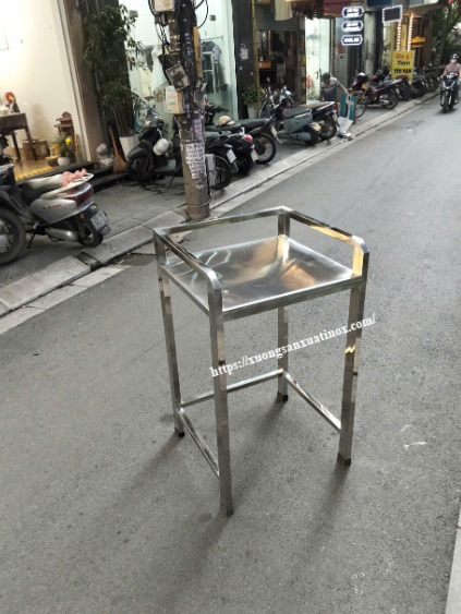 https://xuongsanxuatinox.com/Kệ để máy giặt Hình ảnh