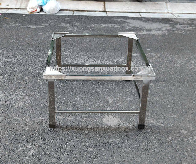 https://xuongsanxuatinox.com/chân tủ lạnh inox hà nội