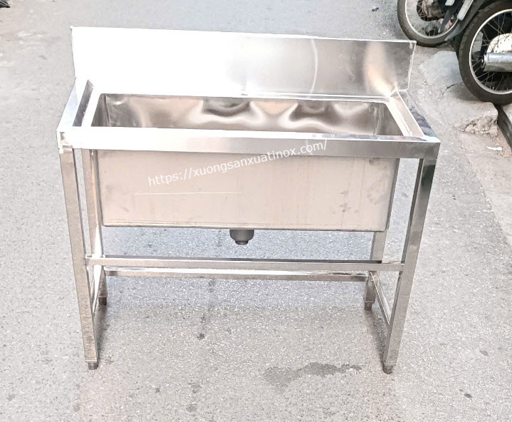 https://xuongsanxuatinox.com/Chậu rửa inox một hố-Hình ảnh