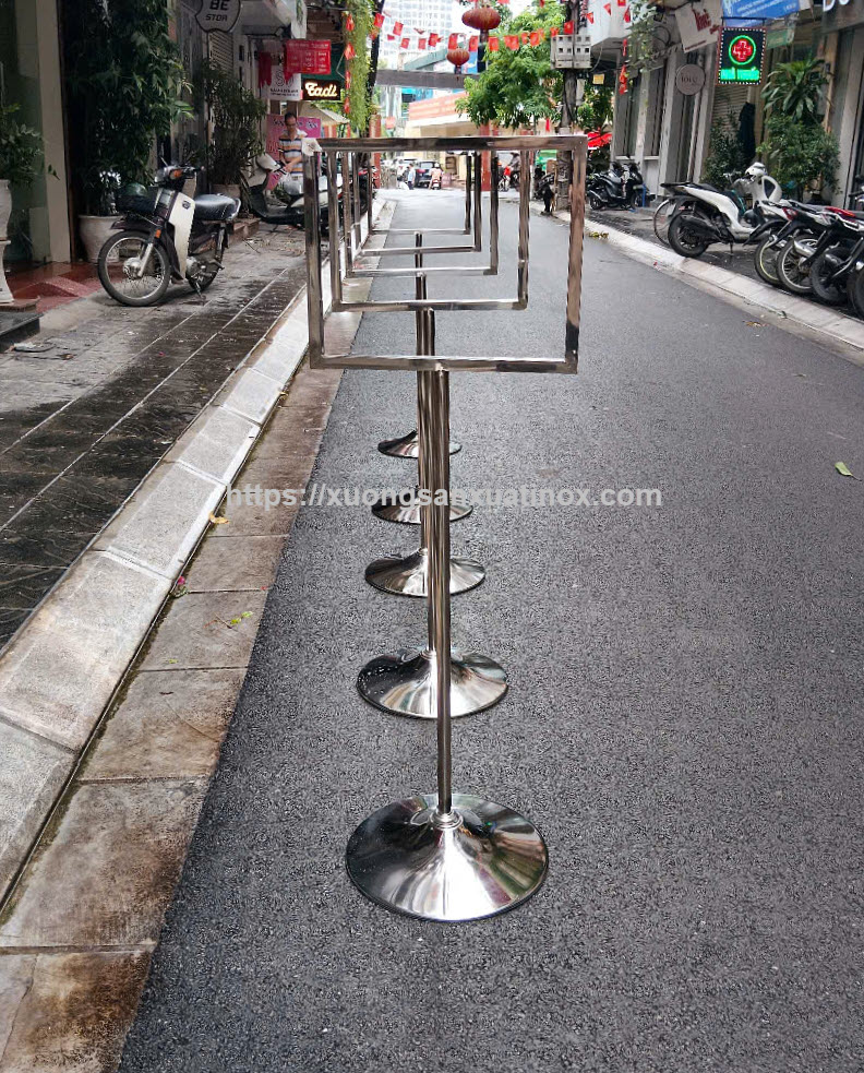 Cột bảng thông báo 2 mặt inox