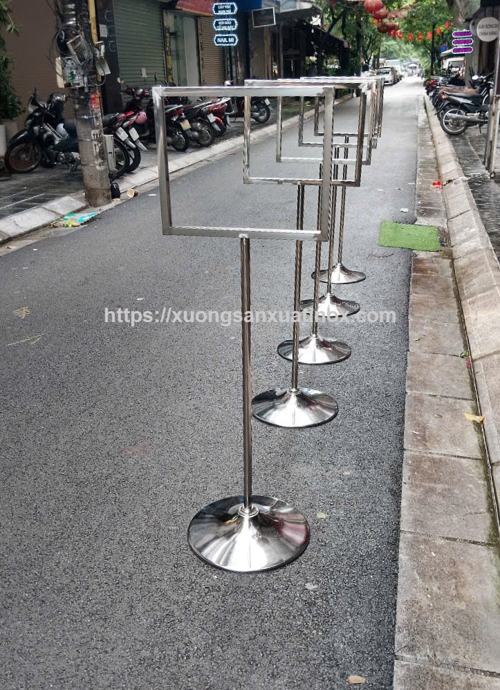 cot-bang-thong-bao-2-mat-inox-5 cot-bang-thong-bao-2-mat-inox-5