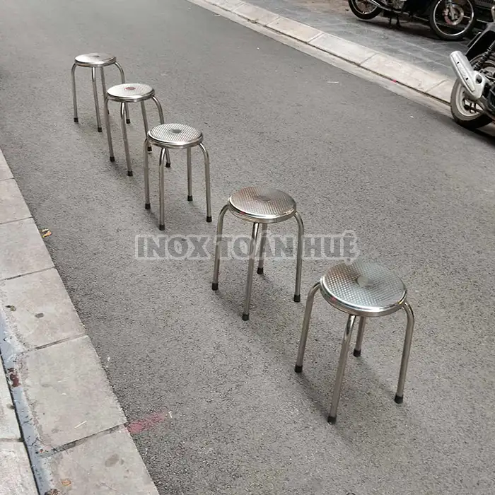 https://xuongsanxuatinox.com/ghế inox mặt tròn