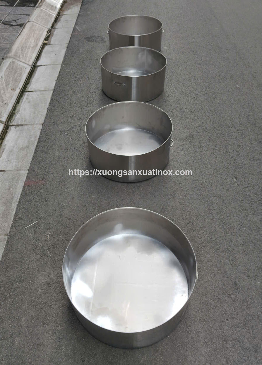gia-cong-thung-inox-dung-tro