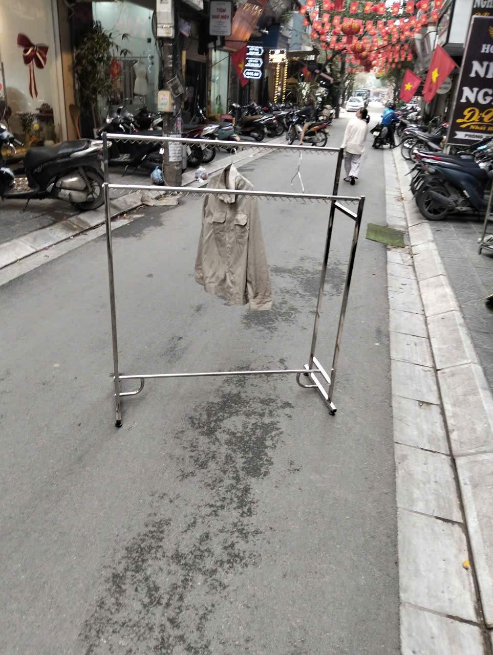 Giá phơi quần áo ngoài trời