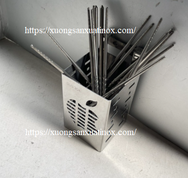 https://xuongsanxuatinox.com/Giọ đũa inox