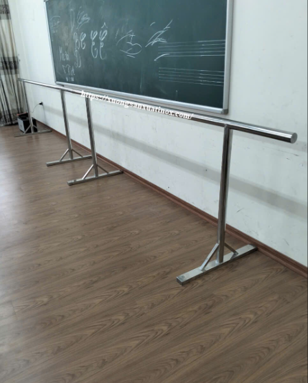 Gióng múa inox cho người lớn