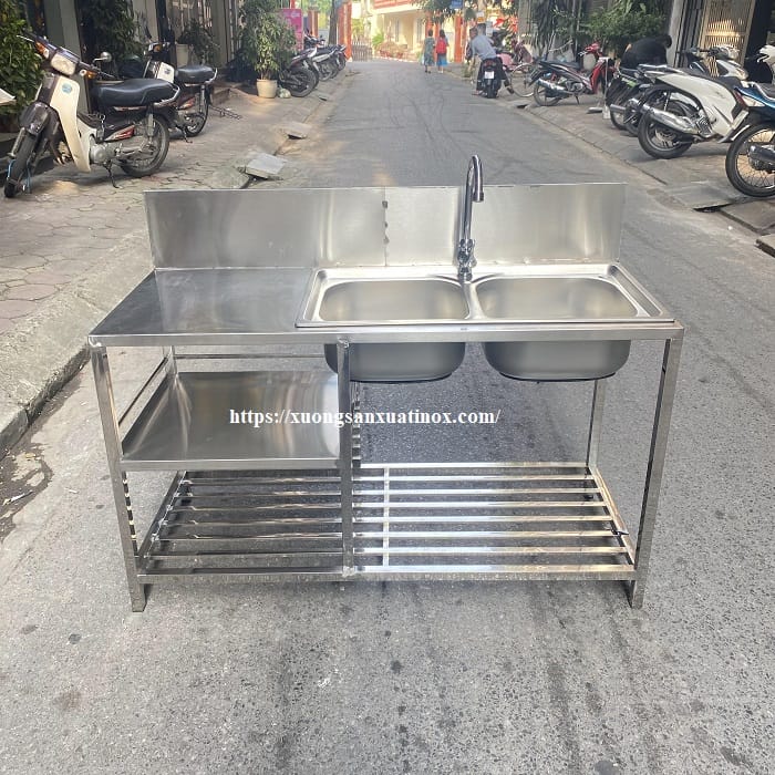 https://xuongsanxuatinox.com/Kệ chậu rửa bát inox 2 hố