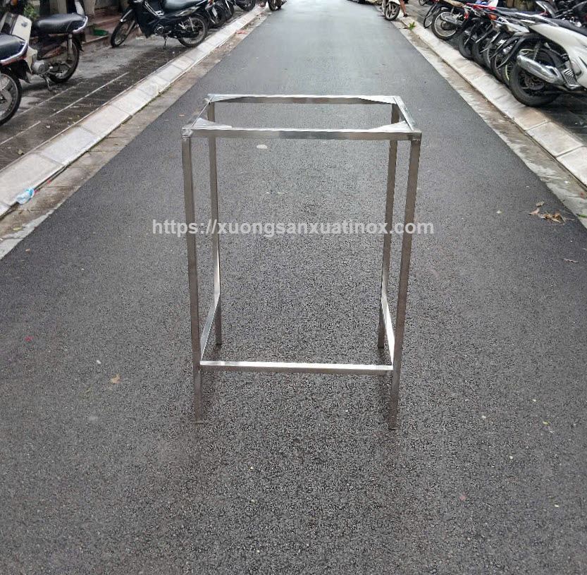 https://xuongsanxuatinox.com/ke-de-may-giat-may-say-cua-ngang-inox-2