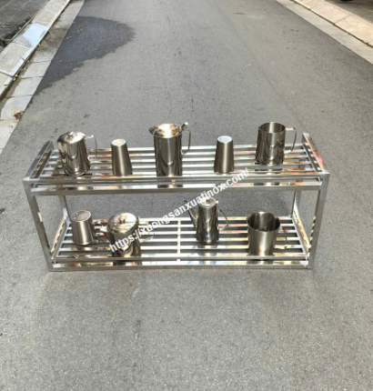 https://xuongsanxuatinox.com/ke-inox-2-tang-theo-yeu-cau-1