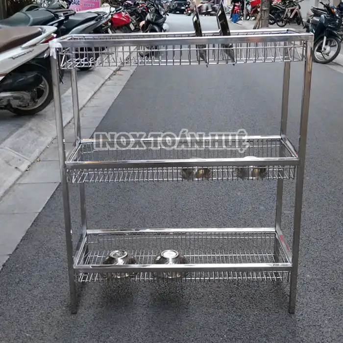 ke-inox-3-tang-co-chan-4 ke-inox-3-tang-co-chan-4