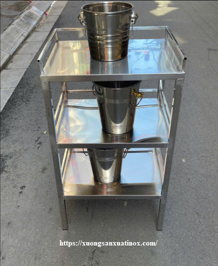 Kệ inox 3 tầng có lan can