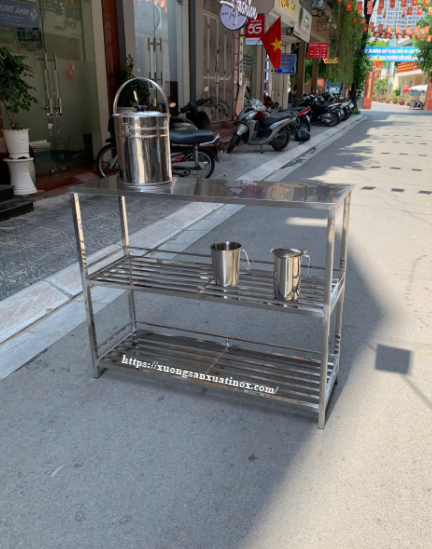 https://xuongsanxuatinox.com/Kệ inox 3 tầng đa năng Hình ảnh