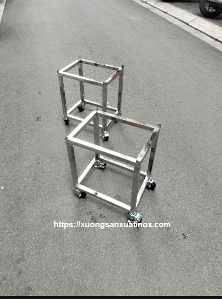 ke-inox-de-thung-da-hinh-anh ke-inox-de-thung-da-hinh-anh