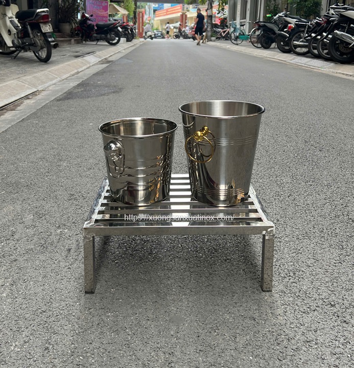 ke-inox-de-xo-1-tang-gia-tot1 ke-inox-de-xo-1-tang-gia-tot1