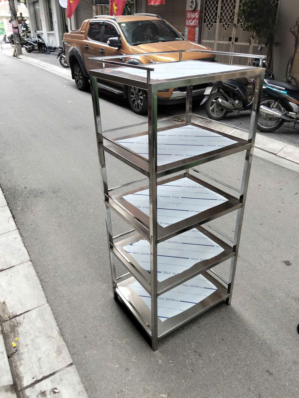 https://xuongsanxuatinox.com/ke-inox-ha-noi