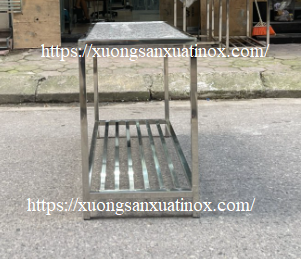 https://xuongsanxuatinox.com/ke-inox-mat