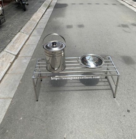 https://xuongsanxuatinox.com/Báo giá kệ để đồ inox 1 tầng Hình ảnh