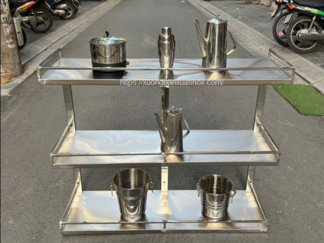 https://xuongsanxuatinox.com/ke-inox-nha-bep