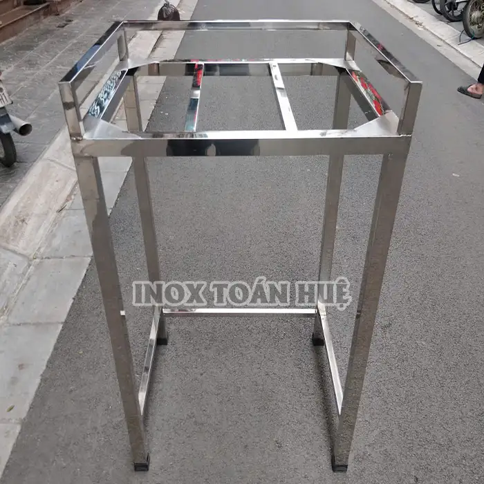 https://xuongsanxuatinox.com/Kệ máy giặt - máy sấy inox gia đình 3