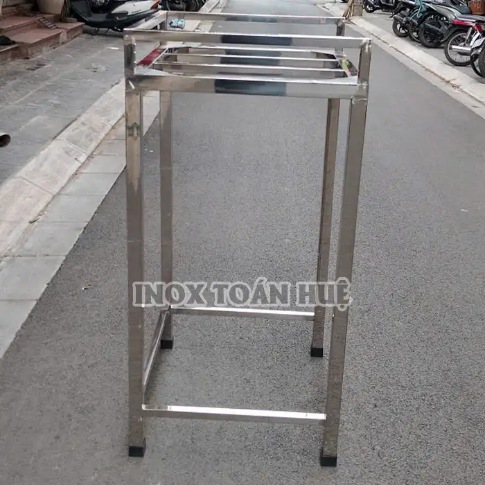 https://xuongsanxuatinox.com/Kệ máy giặt - máy sấy inox gia đình 1