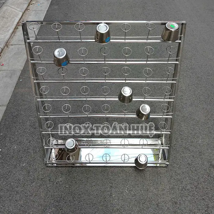 https://xuongsanxuatinox.com/kệ úp cốc inox 8 tầng 2