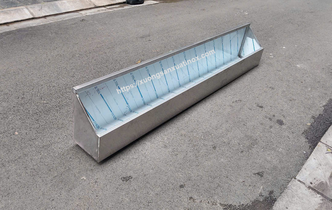 mang-ve-sinh-nam-inox-21