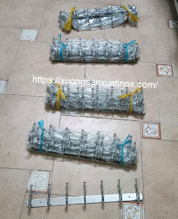 moc-ao-inox-re-inox-304-hinh-anh1 moc-ao-inox-re-inox-304-hinh-anh1