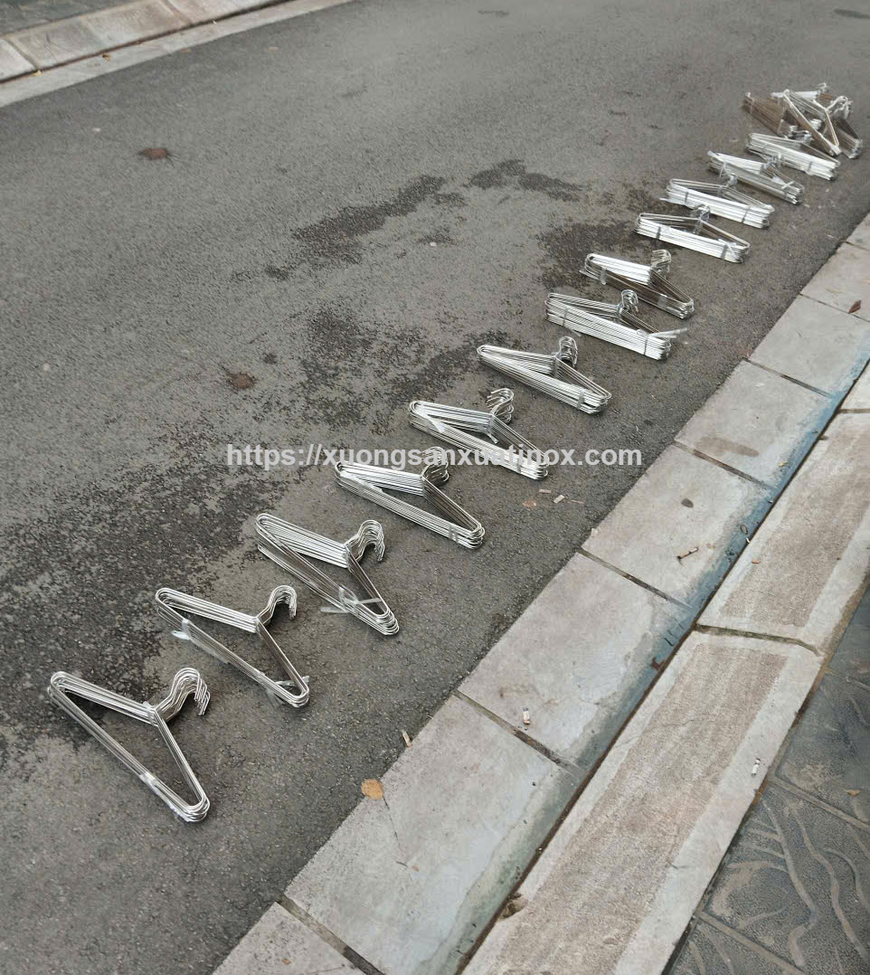 https://xuongsanxuatinox.com/Móc phơi đồ inox giá rẻ