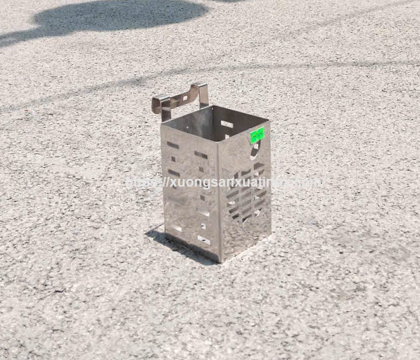 https://xuongsanxuatinox.com/Ống đựng đũa inox 304 2
