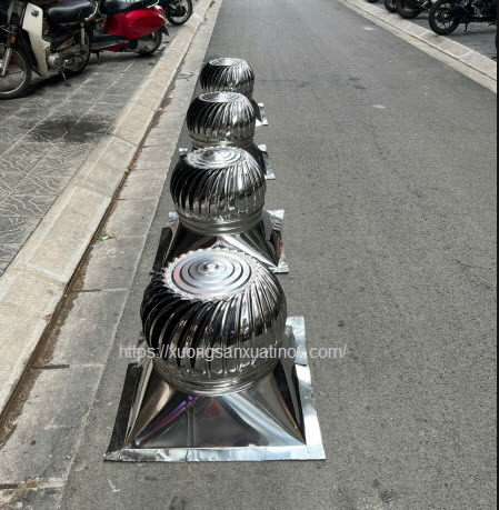 https://xuongsanxuatinox.com/qua-cau-inox-mai-dinh-3