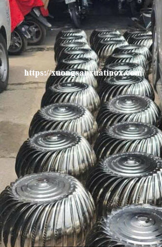 Quả cầu thông gió giếng trời