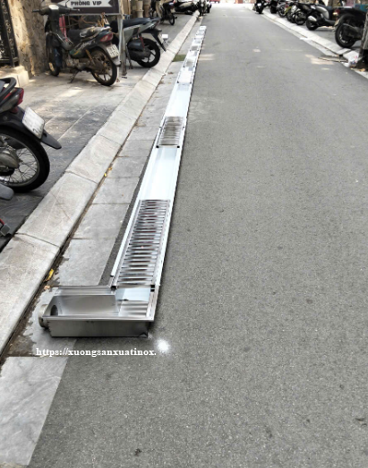 Thoát nước nhà bếp inox Trường học
