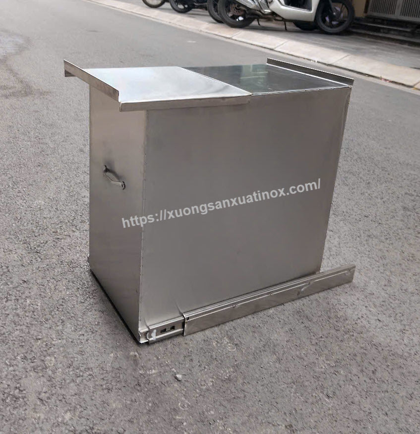 thung-dung-gao-inox-am-tu-21 thung-dung-gao-inox-am-tu-21