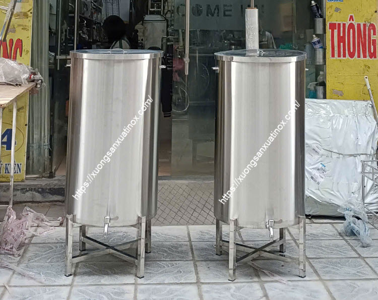 https://xuongsanxuatinox.com/Thùng inox 150l làm theo yêu cầu-Hình ảnh