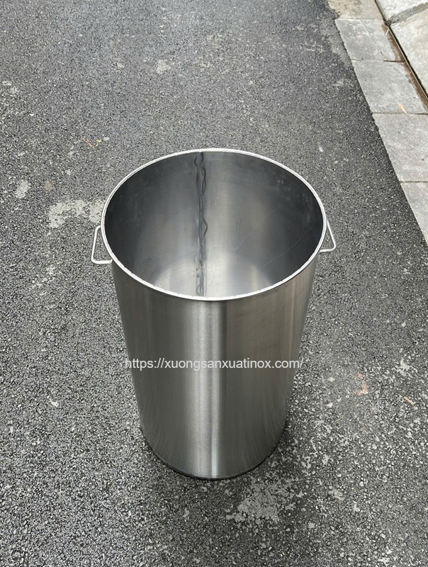 thung-inox-115612cd374-hinh-anh