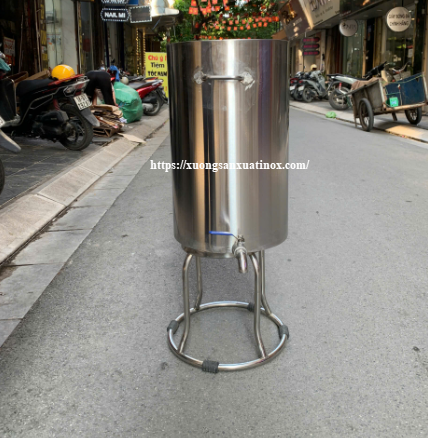 https://xuongsanxuatinox.com/Thùng inox 304 Hình ảnh