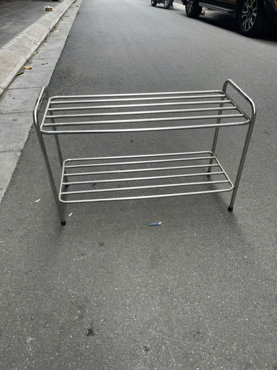 Tại sao nên chọn kệ inox 2 tầng để giày dép