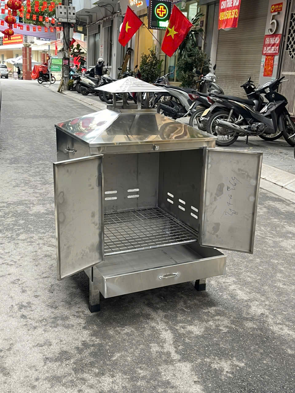 So sánh lư hóa vàng mã inox 304 và inox 201