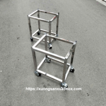 Kệ inox để thùng đá