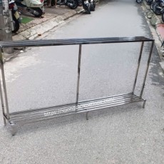 Kệ inox hai tầng để hoa cây cảnh