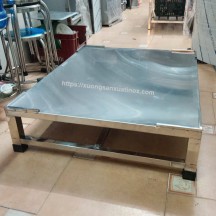 Kệ inox kê tủ lạnh