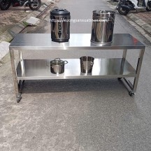 Kệ inox nhà bếp có bánh xe làm theo yêu cầu