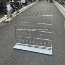 Kệ úp cốc inox tập thể