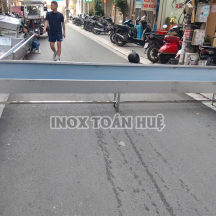 Máng tiểu nam công cộng inox